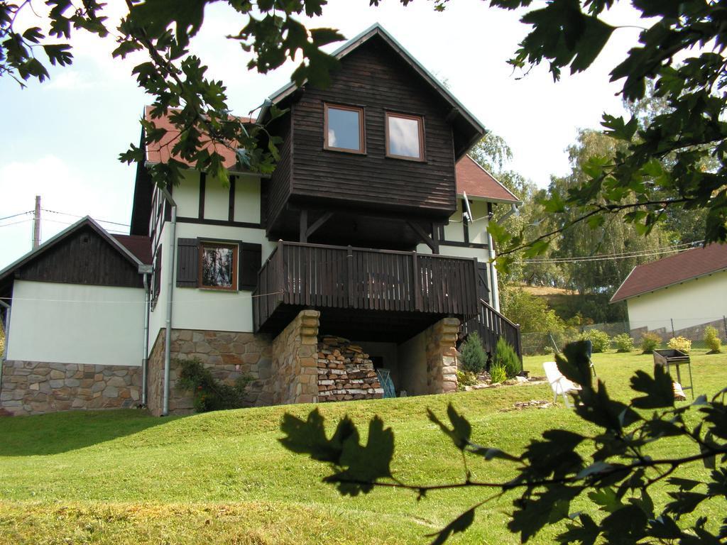 Idylla - Cottage In Lower Silesia Душники-Здруй Экстерьер фото